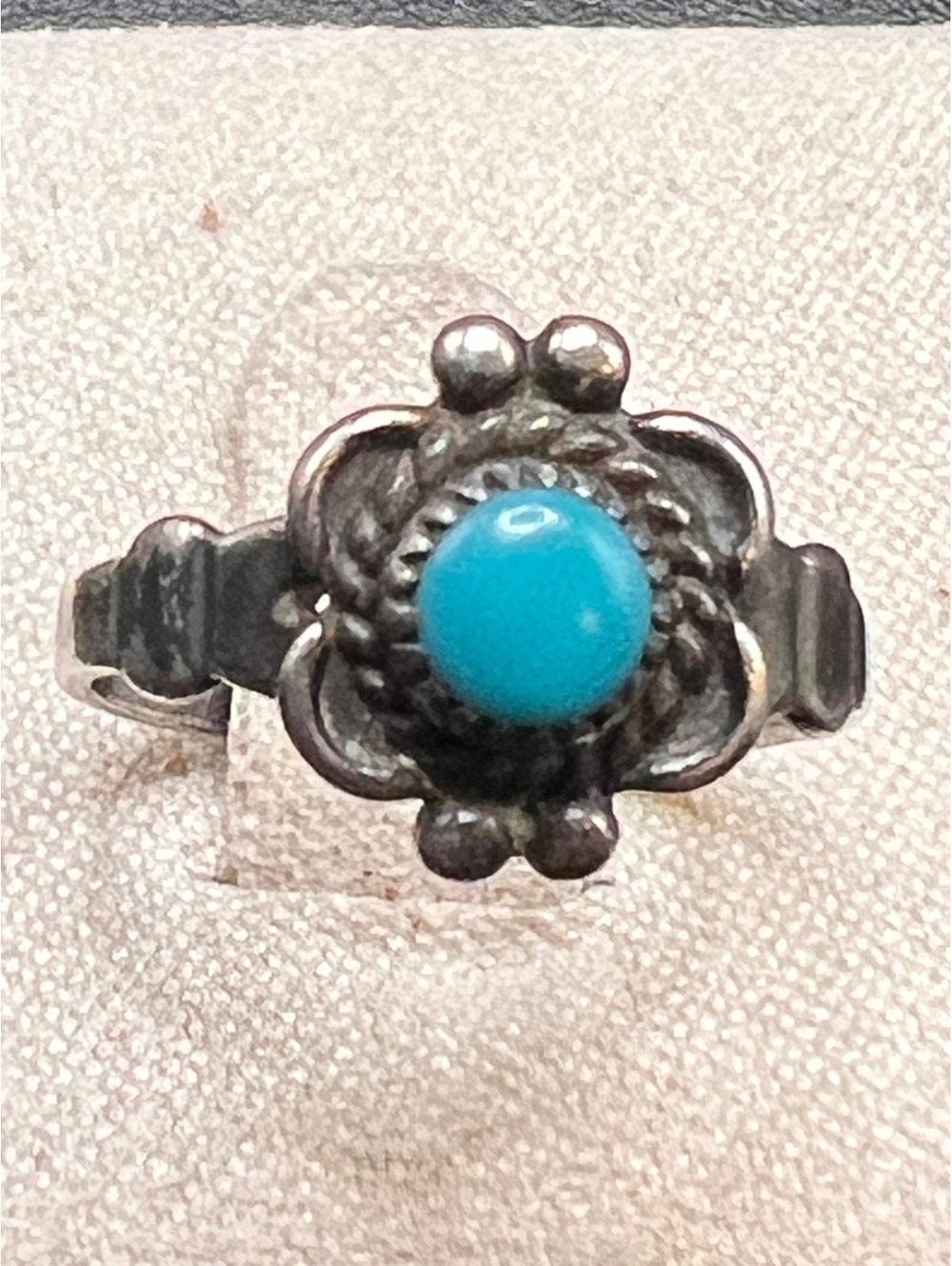 Vintage Sterling Silver Turquoise Flower Ring Petite Southwestern Size 4.5